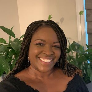 Meet your Posher, Christine